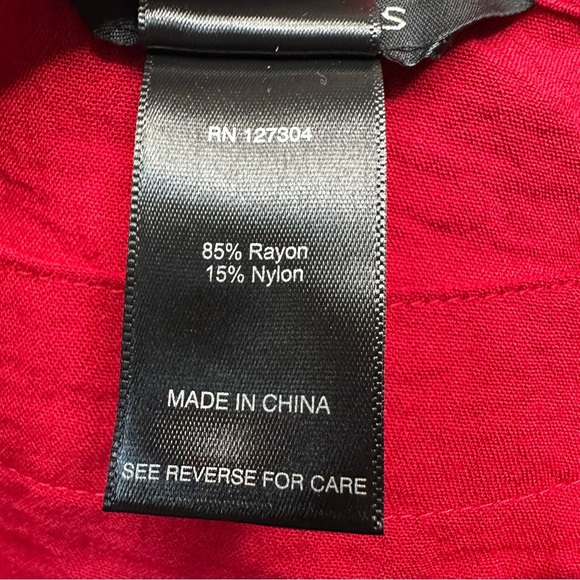 Ali Miles Women's Red Long Sleeve Top with White Accents Size XL - Picture 9 of 10